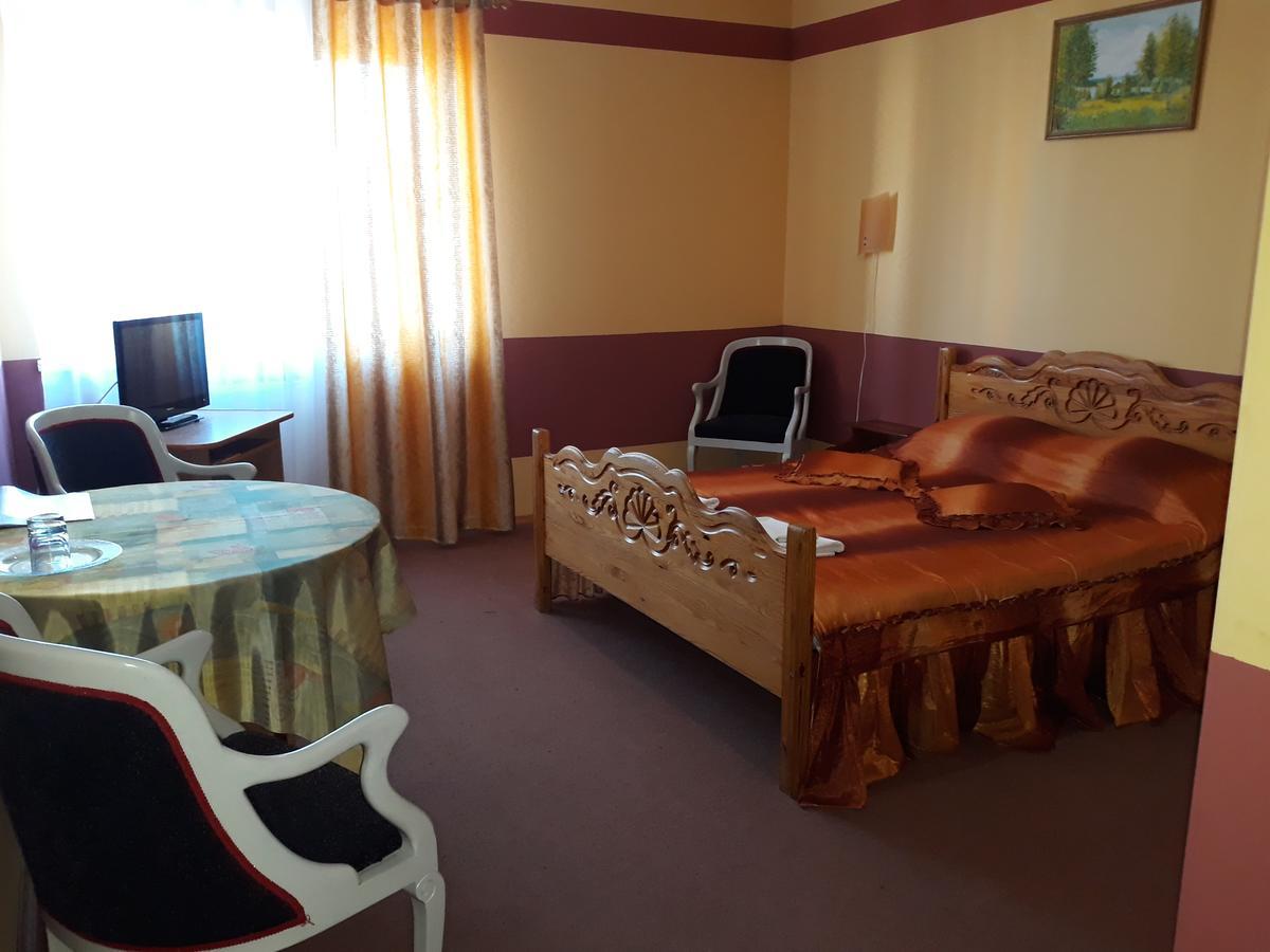 Hotel Suvorov 코브린 외부 사진